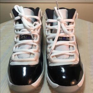 Air Jordan boys 378039-100 Nike retro 11 size 1.5